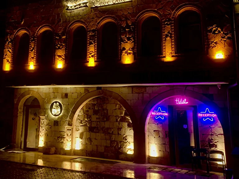 Hydros Cave Suit Nevşehir Kapadokya Uçhisar