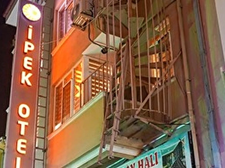 İpek Otel Balıkesir Balıkesir Balıkesir Şehir Merkezi Karesi