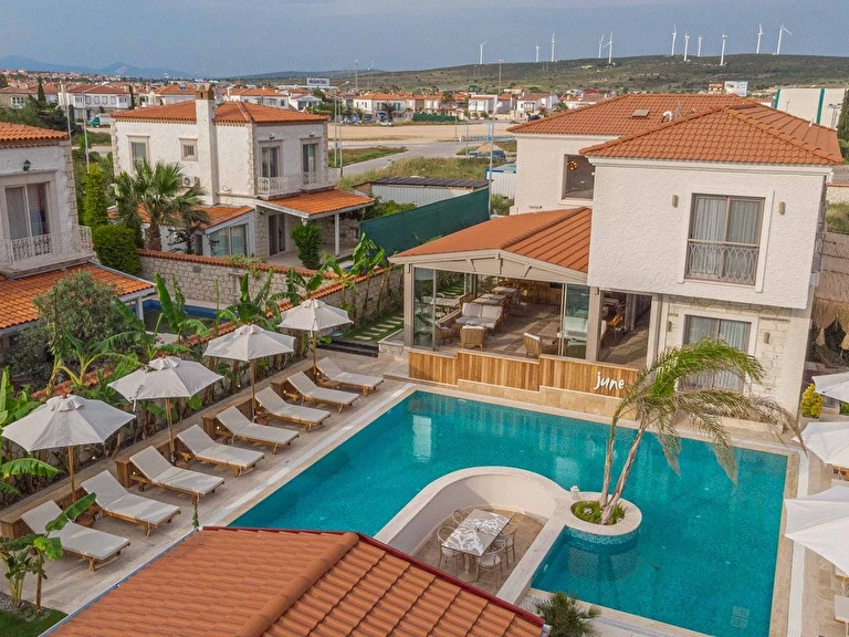 June Alaçatı (15+ Adult Only) İzmir Çeşme Alaçatı