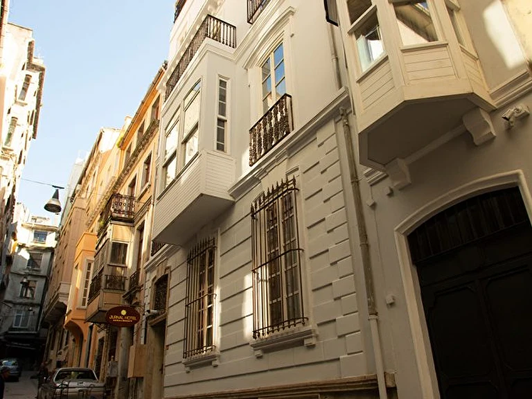Jurnal Hotel Taksim İstanbul Beyoğlu Taksim