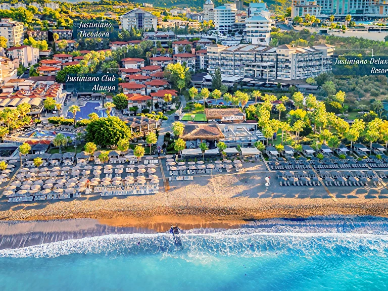 Justiniano Deluxe Resort Antalya Alanya Okurcalar