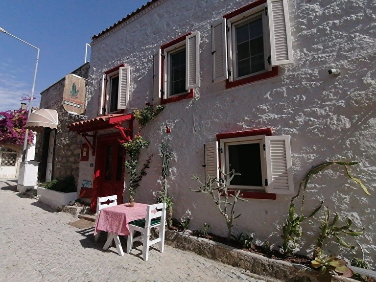 Kaktüshan Otel İzmir Çeşme Alaçatı