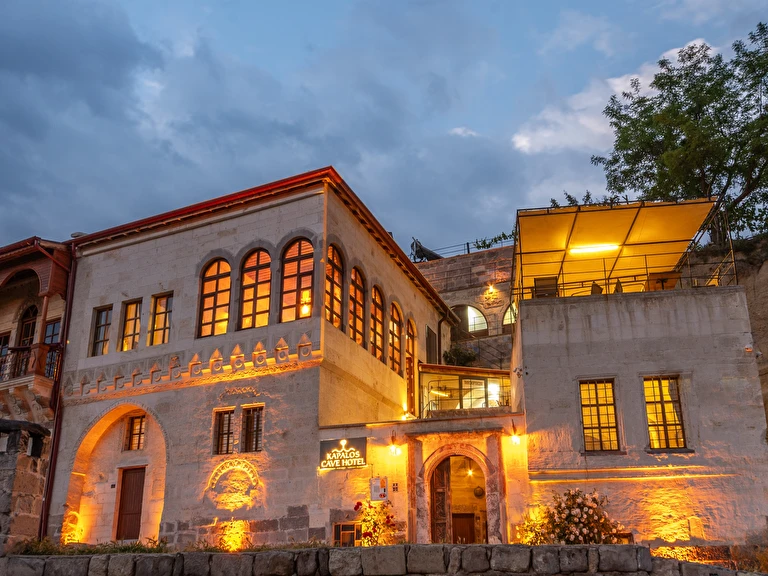 Kapalos Cave Suites Nevşehir Kapadokya Ürgüp