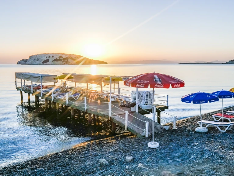 Karaburun Konak Otel İzmir Karaburun Merkez Mahallesi