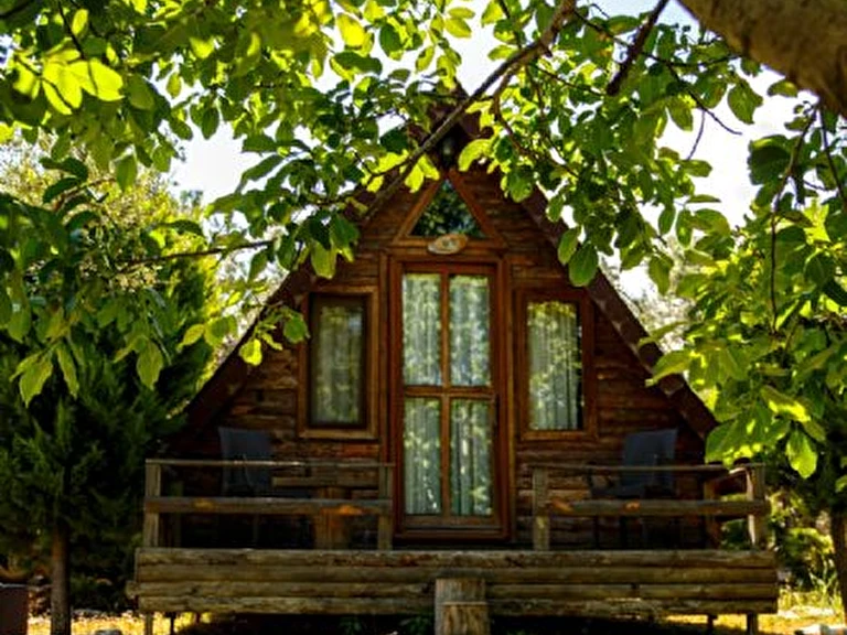 Kazdağları İda Natura Otel Balıkesir Edremit Kızılkeçili Mahallesi