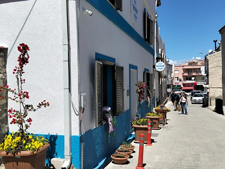 Ke Urla İzmir Urla Hacı İsa Mahallesi