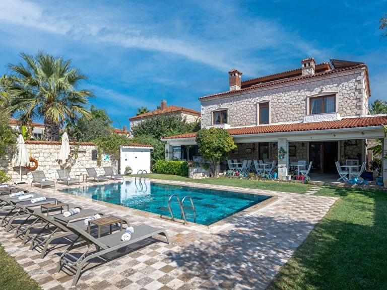 Koçlu Konağı İzmir Çeşme Alaçatı