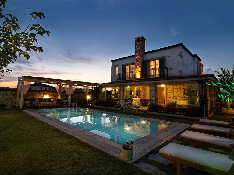 Kupina Alaçatı İzmir Çeşme Alaçatı