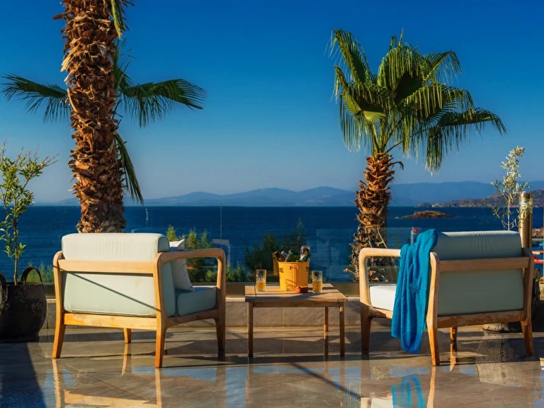 La Local Beach & Hotel Yalıkavak Muğla Bodrum Yalıkavak