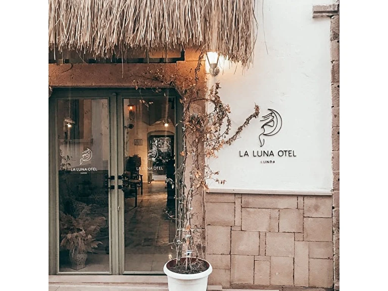 La Luna Otel Cunda Balıkesir Ayvalık Cunda Adası