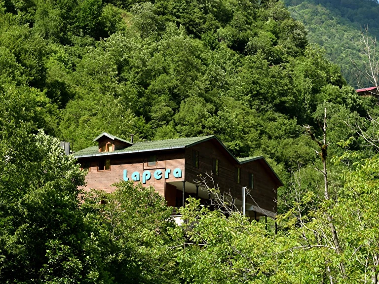 Lapera Butik Otel Artvin Borçka Aralık Köyü