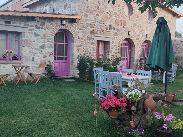 Levin Hanım Konağı Balıkesir Ayvalık Küçükköy Mahallesi