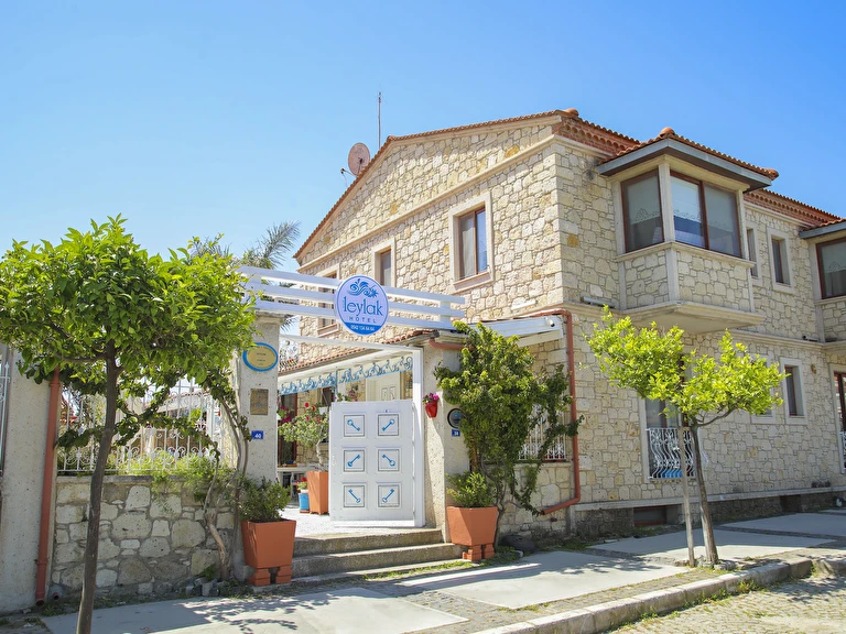 Leylak Alaçatı İzmir Çeşme Alaçatı