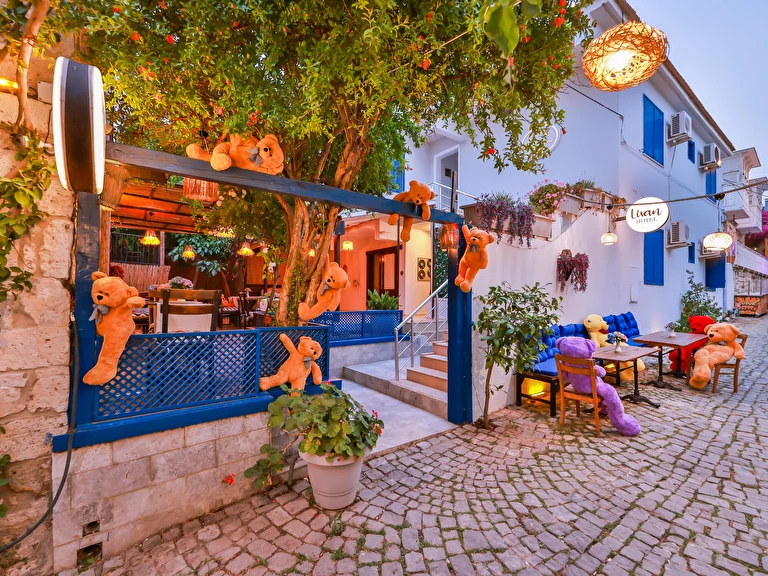 Livan Hotel Deluxe Alaçatı İzmir Çeşme Alaçatı