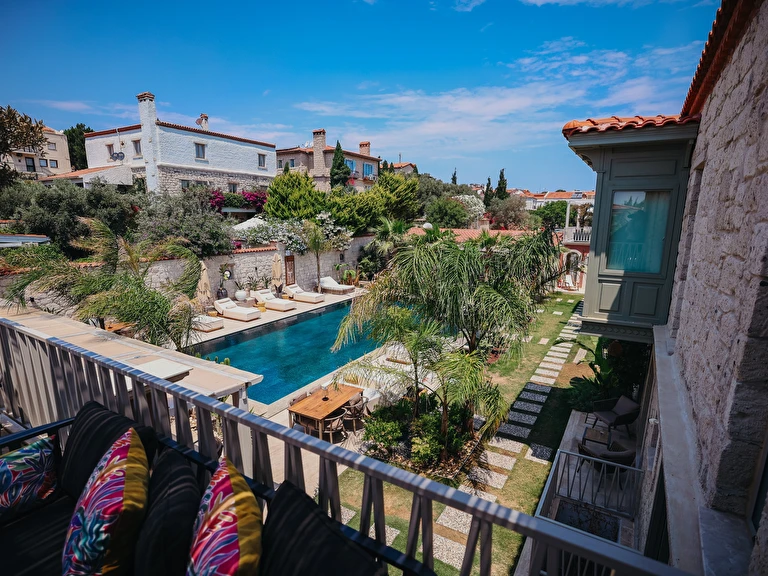 Lotus Alaçatı Bahçe İzmir Çeşme Alaçatı