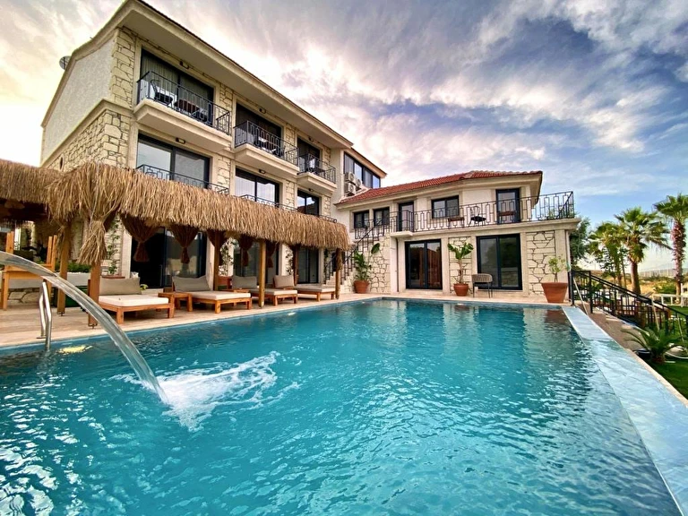 Lotus Port İzmir Çeşme Alaçatı