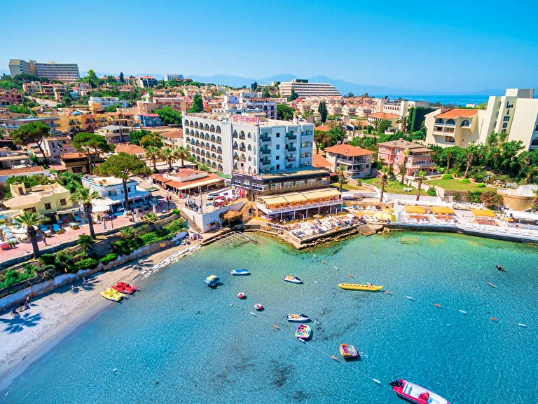 Martı Beach Hotel Aydın Kuşadası Kadınlar Denizi