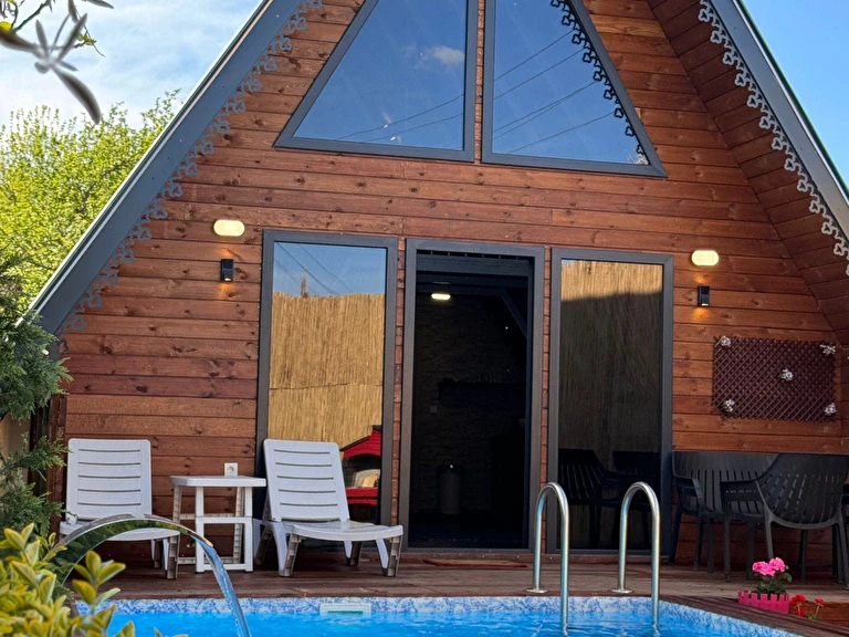 Maşukiye Pinkhouse Bungalow Kocaeli Kartepe Maşukiye