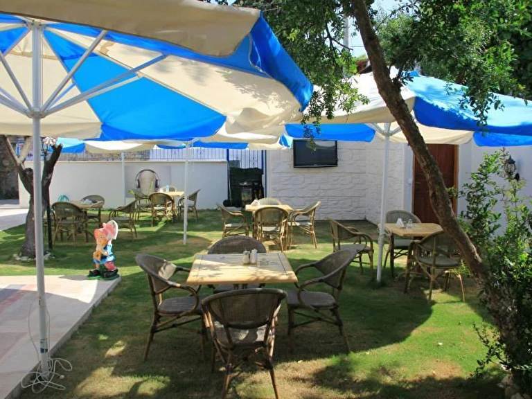 Mavi Butik Apart İzmir Çeşme Çeşme Merkez