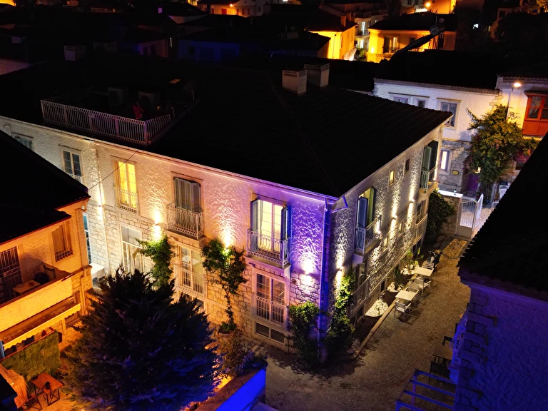 Mavi Konak Alaçatı İzmir Çeşme Alaçatı