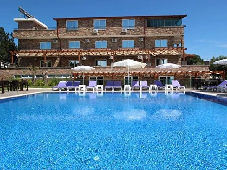 Mavikoy Beach Resort Hotel Balıkesir Avşa Adası Deniz Mahallesi
