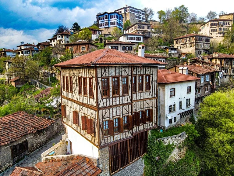 Meymune Valide Konağı Karabük Safranbolu Camikebir Mahallesi