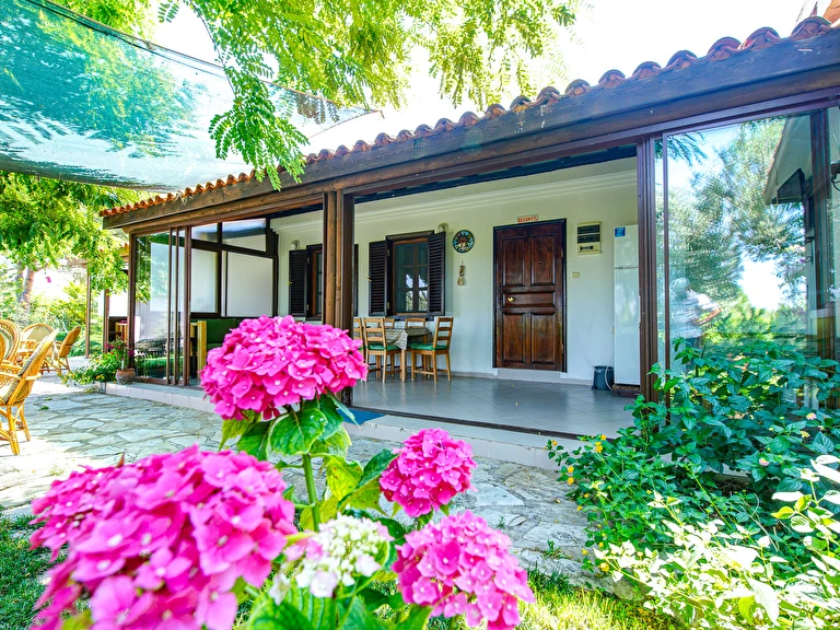 Mine Tatil Evleri Çanakkale Bozcaada Bozcaada Merkez