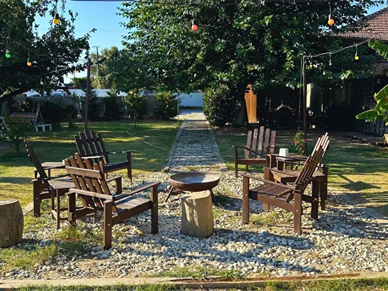 Mona Glamping Caravan Suites İzmir Seferihisar Sığacık