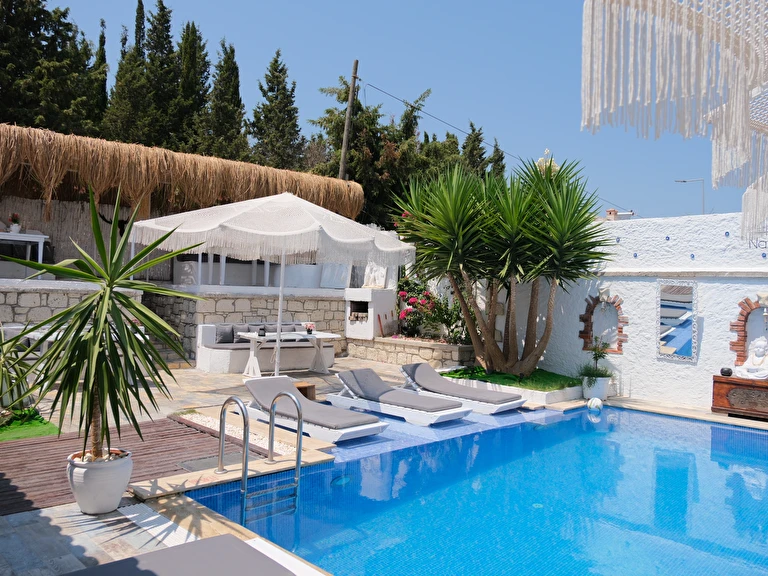 Naz Konak Alaçatı İzmir Çeşme Alaçatı