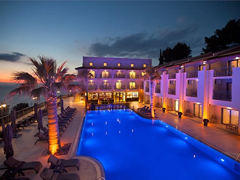 Neopol Hotel Deluxe Aydın Kuşadası Yılancı Burnu