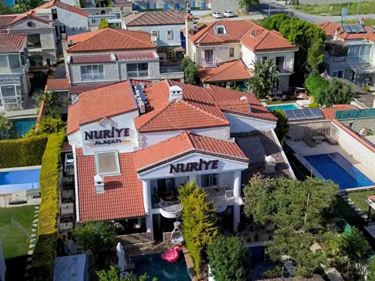 Nuriye Alaçatı İzmir Çeşme Alaçatı