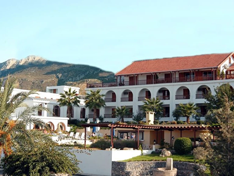 Onar Holiday Village Girne