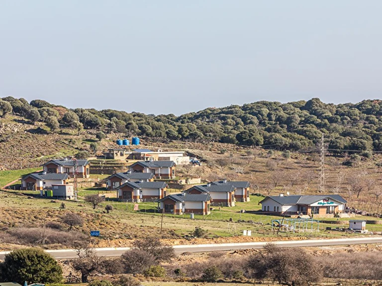 Otel Tolstoy\'un Bisikleti Çanakkale Gökçeada Çınarlı
