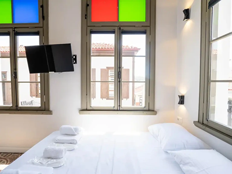 Özel Otel Balıkesir Ayvalık Fevzipaşa- Vehbibey Mahallesi