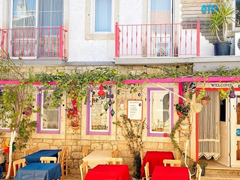 Pervin Hanım Konağı İzmir Çeşme Alaçatı