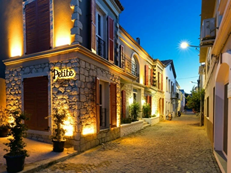Petite Boutique Hotel İzmir Çeşme Çeşme Merkez