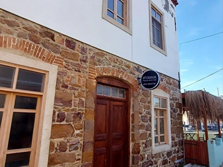 Pürhayal Çeşme İzmir Çeşme Çiftlikköy