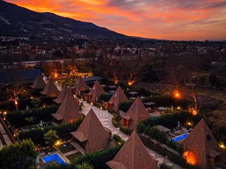 Pyramid Sapanca Sakarya Sapanca Hasanpaşa Mahallesi