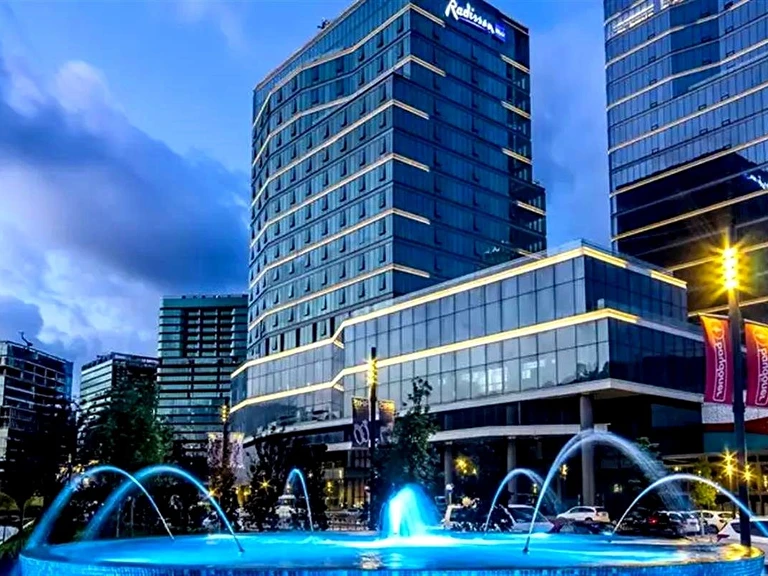 Radisson Collection Hotel, Vadistanbul İstanbul Sarıyer Maslak