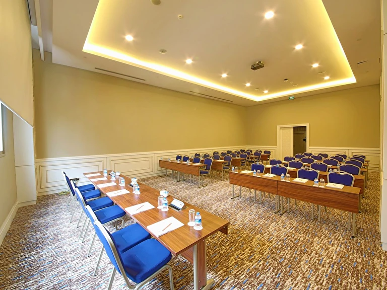 Ramada Hotel By Wyndham İstanbul Merter İstanbul Güngören Merter