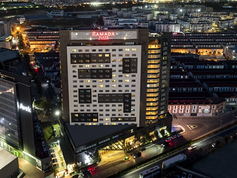 Ramada Plaza İstanbul Tekstilkent İstanbul Esenler Oruçreis Mahallesi