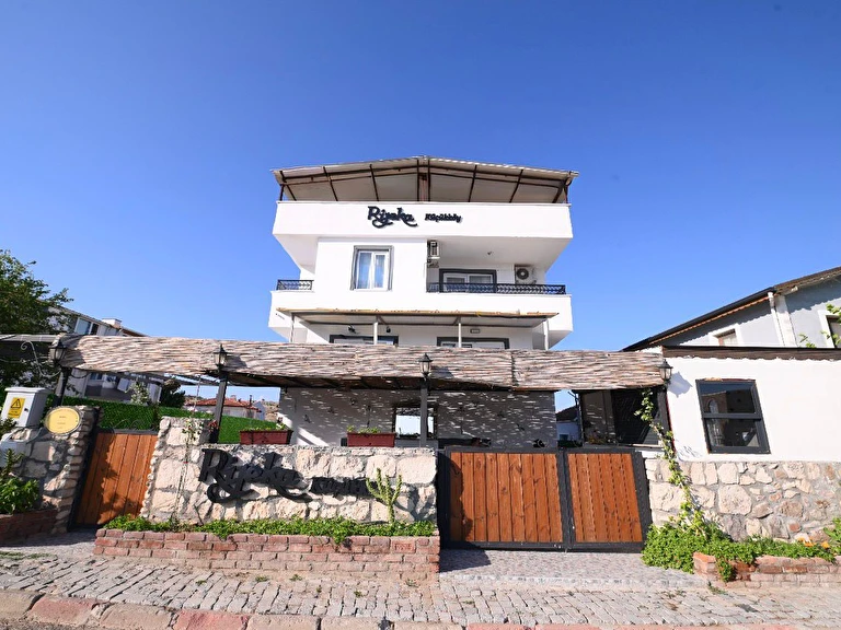 Rijeka Küçükköy Balıkesir Ayvalık Küçükköy Mahallesi