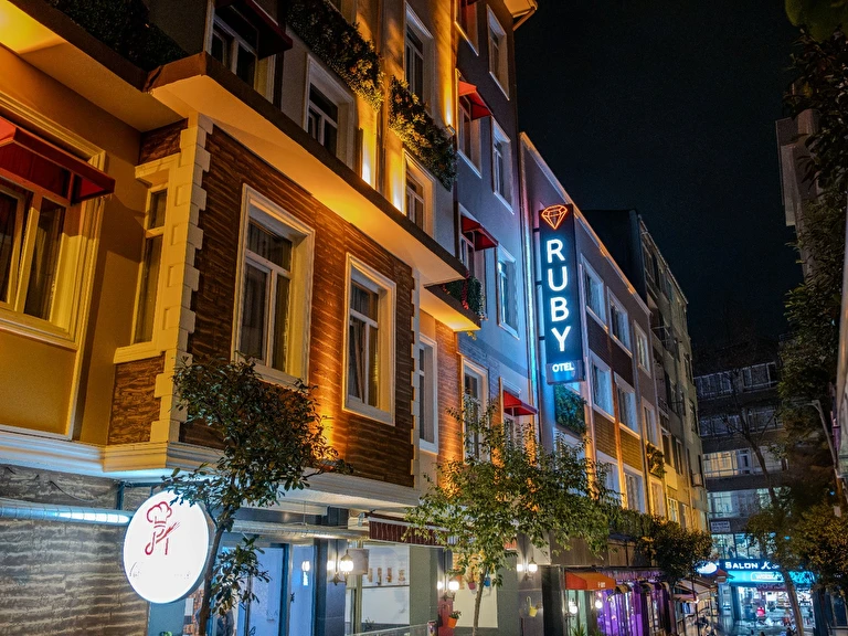 Ruby Suit İstanbul Beşiktaş Çarşı