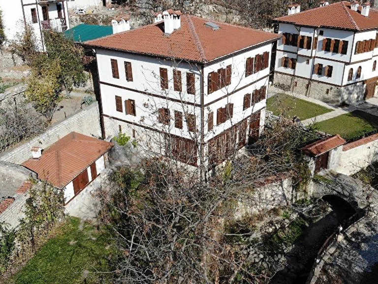 Safranbolu Çamlıca Konak Çarşı Evi Karabük Safranbolu Akcasu Mah