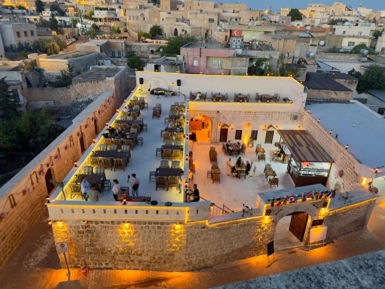 Şahmeran Otel Mardin Midyat Akçakaya