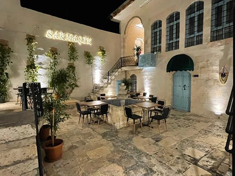 Sarmaşık Otel Şanlıurfa Eyyübiye Camikebir