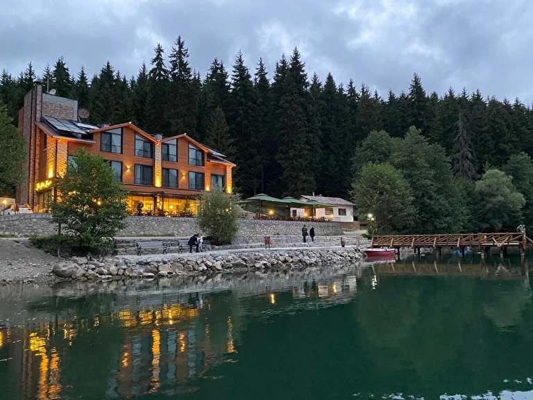 Şavşat Karagöl Hotel Artvin Şavşat Meşeli