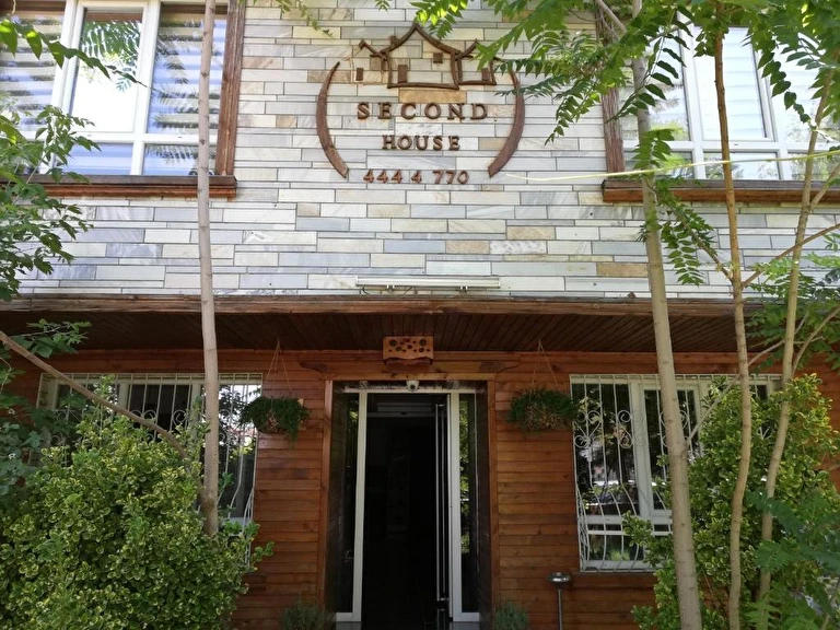Second House Ankara Çankaya Yüzüncüyıl (Esat)