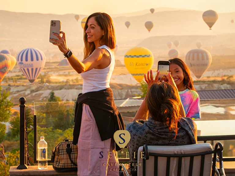 Selfie Cave Hotels Cappadocia Special Class Nevşehir Kapadokya Uçhisar