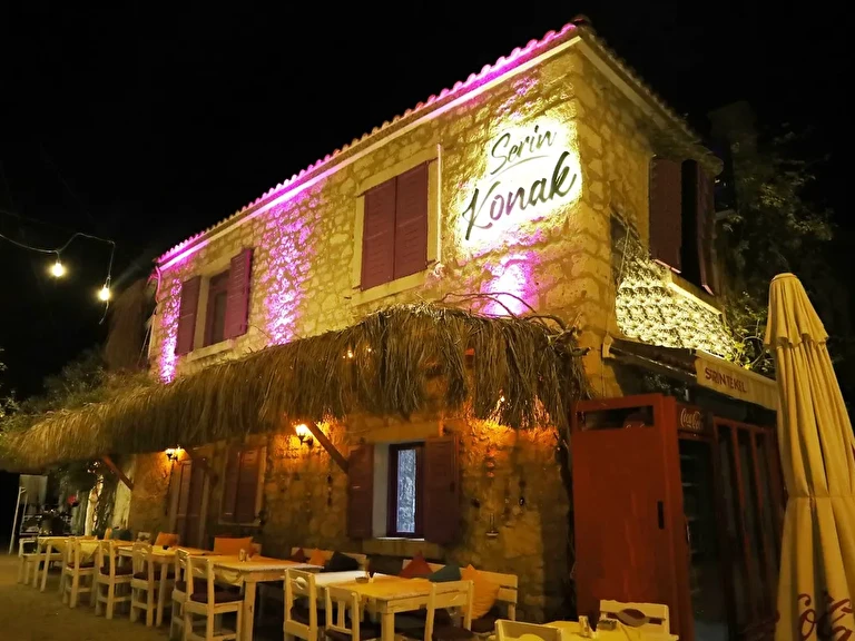 Serin Konak Alaçatı İzmir Çeşme Alaçatı